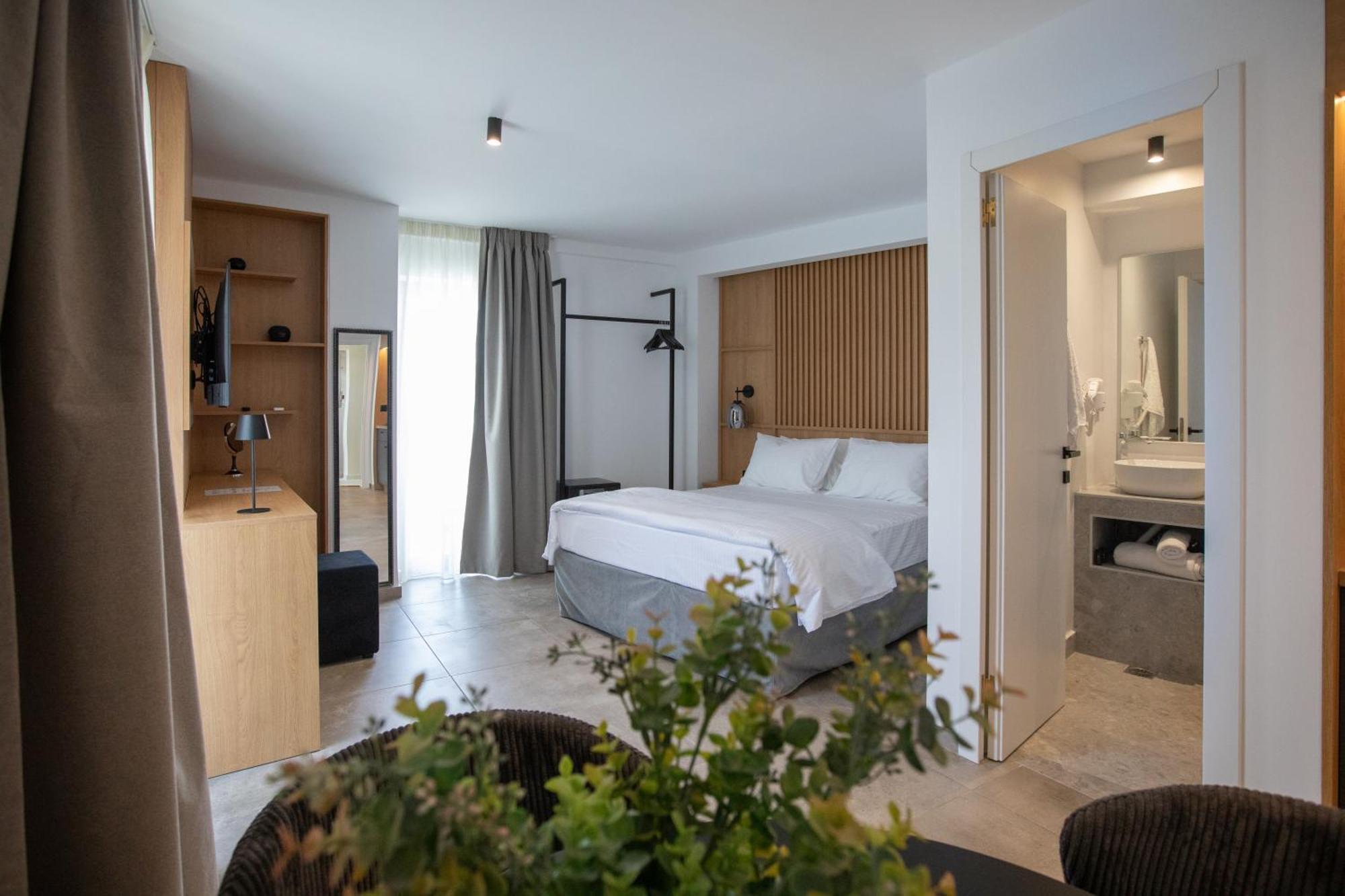Griffin Suites Heraklion  Exterior photo
