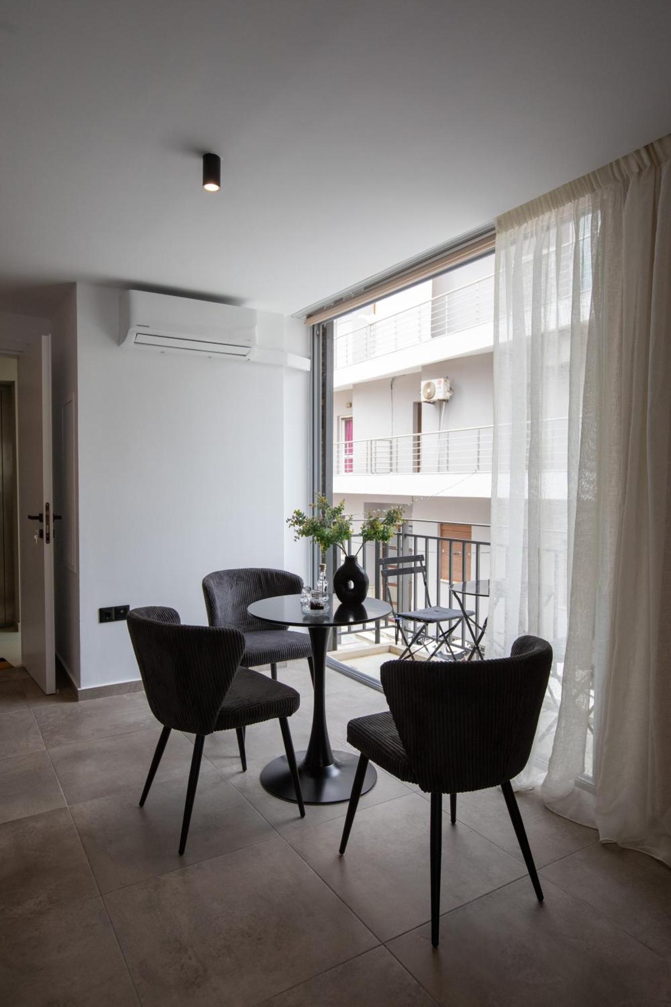 Griffin Suites Heraklion  Exterior photo