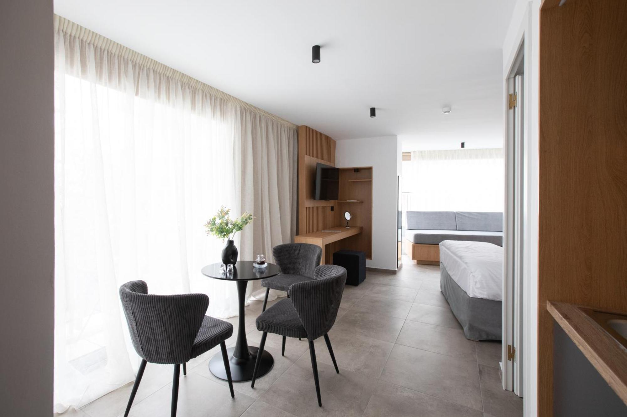 Griffin Suites Heraklion  Exterior photo