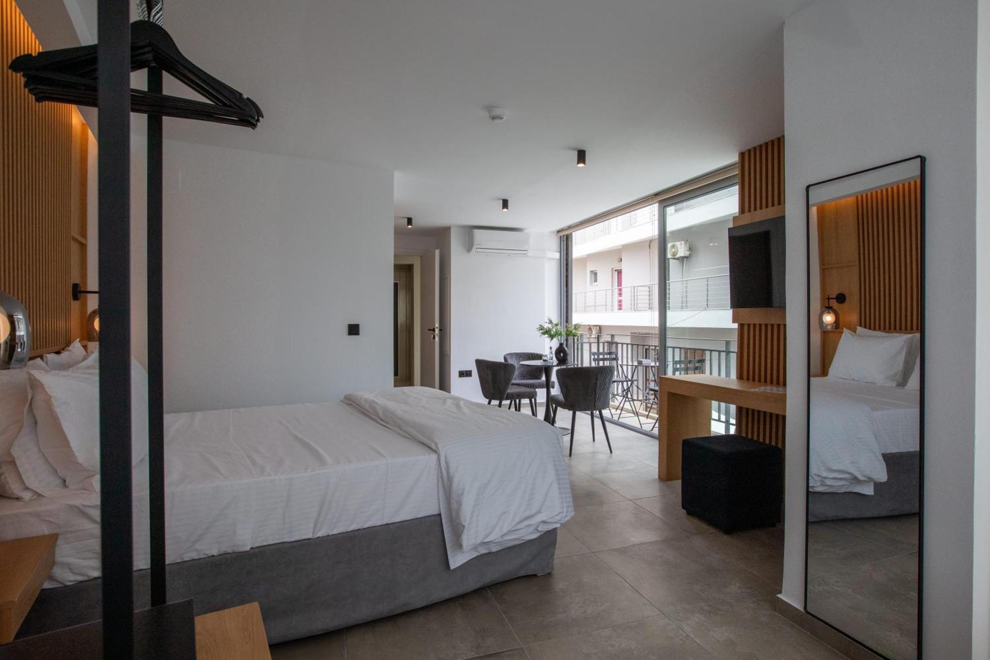 Griffin Suites Heraklion  Exterior photo