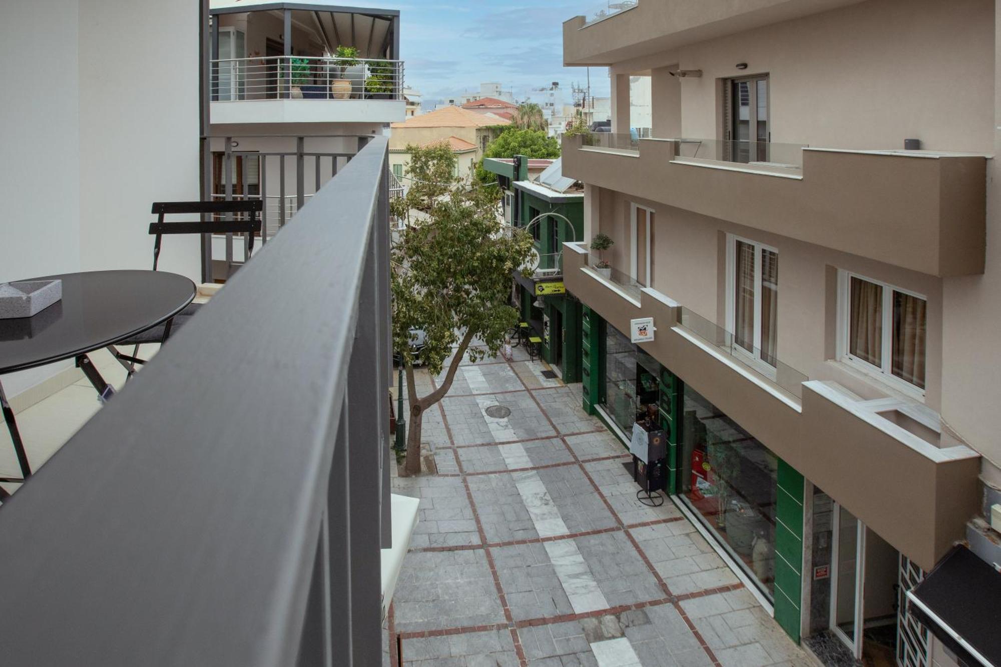 Griffin Suites Heraklion  Exterior photo